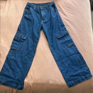Brandy Melville Women’s Denim Cargo Pants in Navy Blue